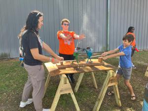 Exploding heads Or FIRST BOOTH